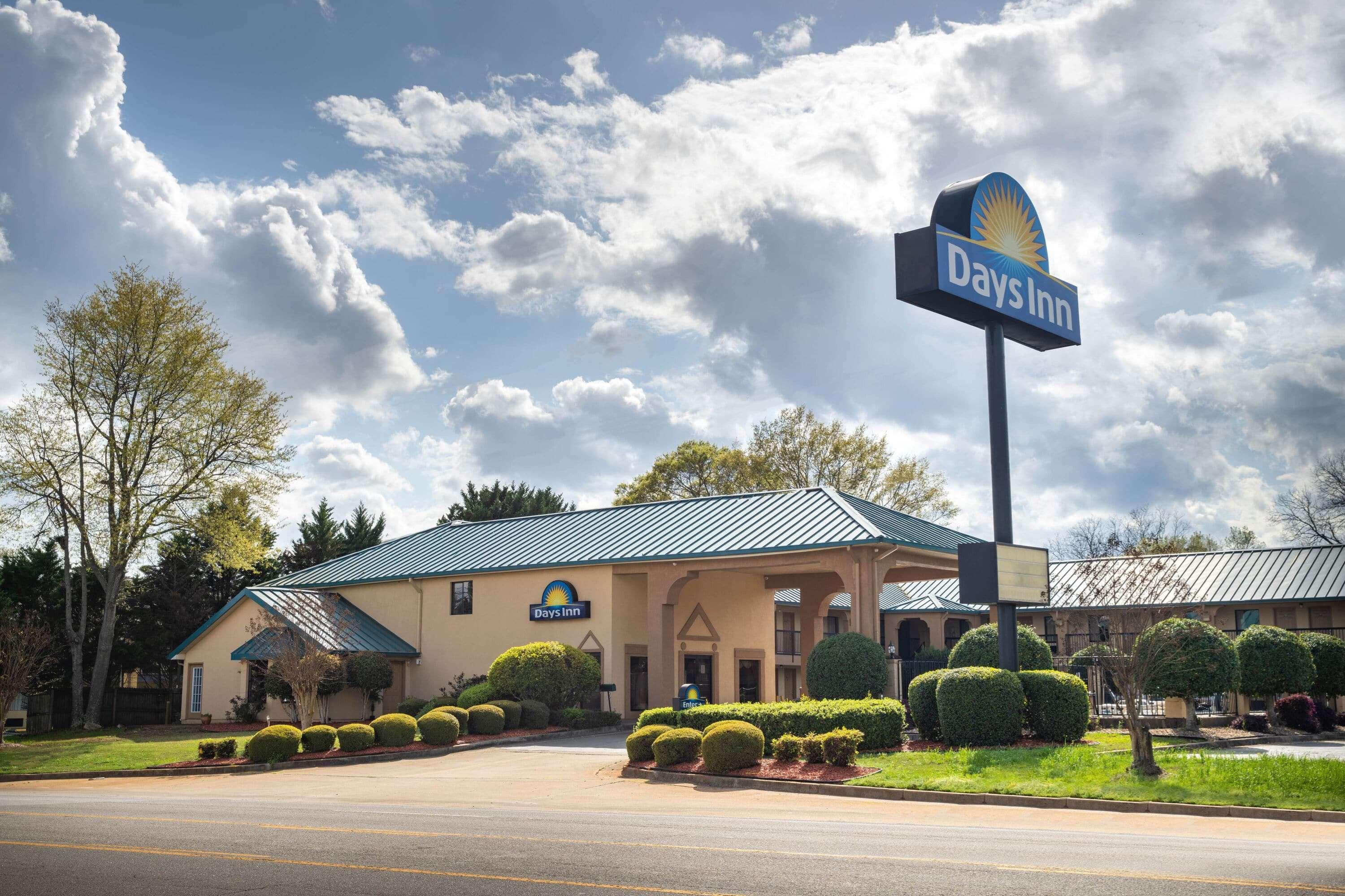 Days Inn By Wyndham Thomaston Exterior foto